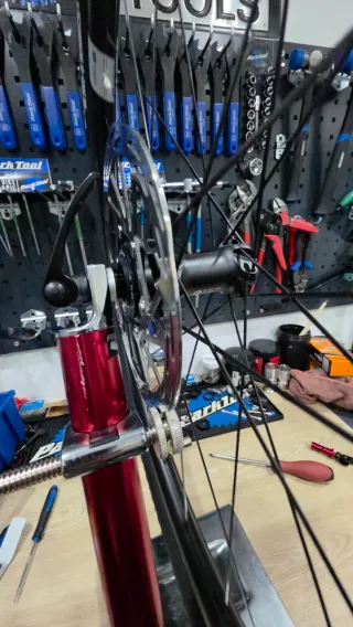 Centrador feedback sports Pro truing stand