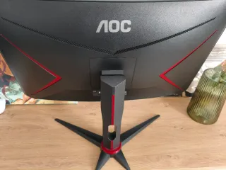 Monitor AOC 27 240Hz Curvo FHD