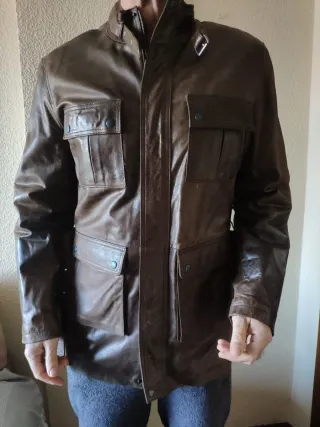 Chaqueta de piel marrón para hombre 3/4