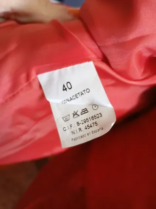 Traje de fiesta rojo tres piezas