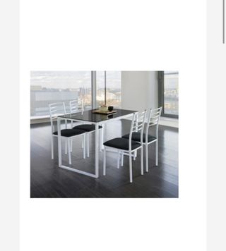 Tavolo da cucina e 4 sedie