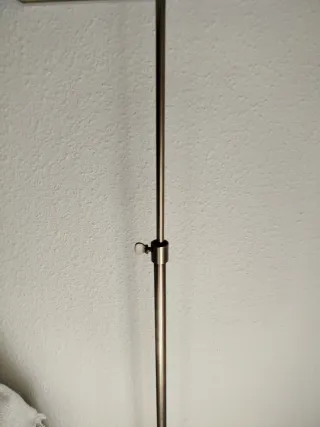 Lámpara de pie moderna