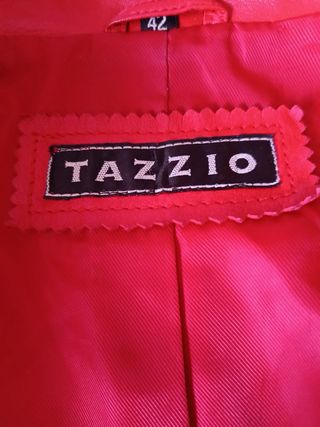 Chaqueta de piel Tazzio roja