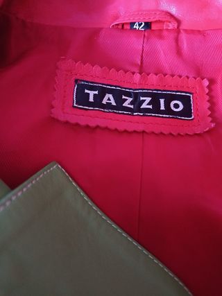 Chaqueta de piel Tazzio roja