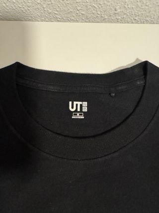 Camiseta Uniqlo Demon Slayer Negra