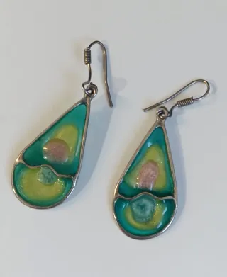 Lote de pendientes, anillos y pulsera