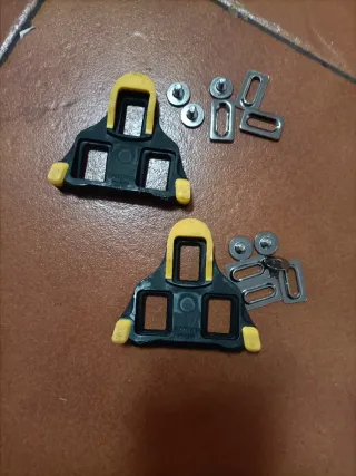 Calas Shimano SM-SH11 para ciclismo