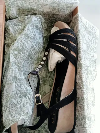 Sandalias Unisa Talla 40 Nuevas