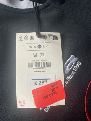 Pack Camiseta y Pantalones Nuevos Bershka -Talla M