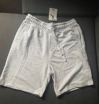 Pack Camiseta y Pantalones Nuevos Bershka -Talla M