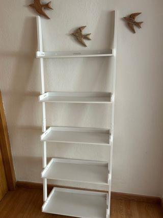 Estantería escalera