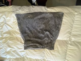 Falda estampada con detalle de anilla