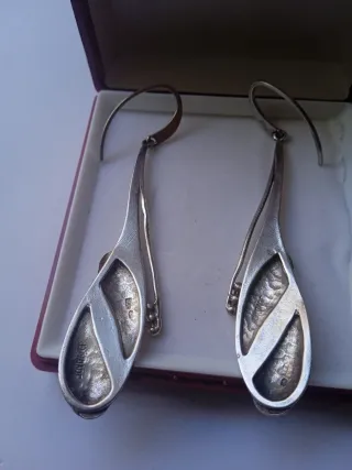 Pendientes antiguos de plata