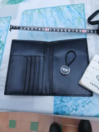 Portadocumentacion y Llavero MINI