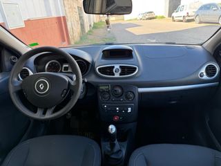 Renault Clio 2009