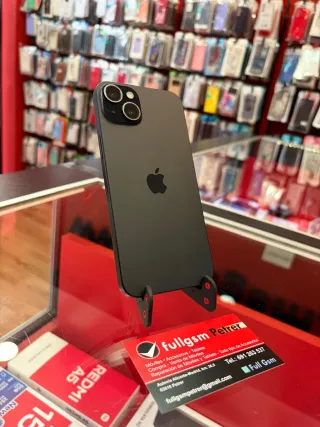 iPhone 15 Plus