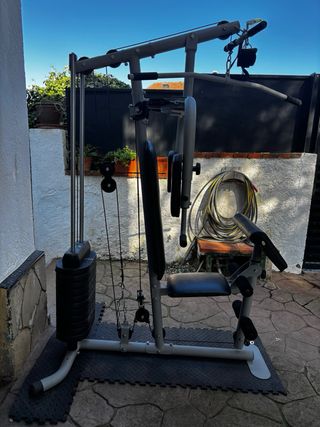 Multiestacion de pesas y musculación