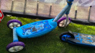 ¡¡¡Pack de 2 patinetes y un carrito de niño/@!!!