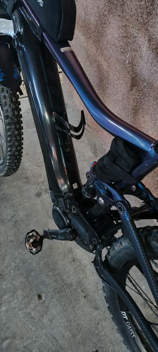 Bicicleta eléctrica Giant Trance E+2 del año 2020.