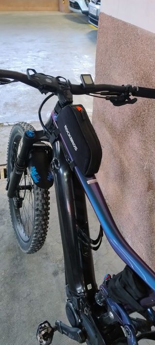 Bicicleta eléctrica Giant Trance E+2 del año 2020.