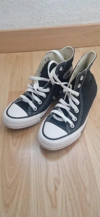 Tenis Converse Chuck Taylor All Star negros altos