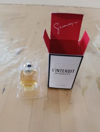 Perfume L'Interdit 10 ml. de Givenchy