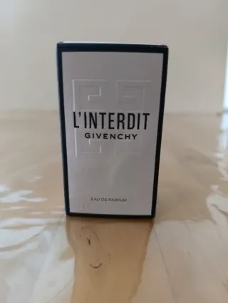 Perfume L'Interdit 10 ml. de Givenchy