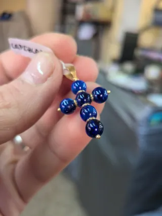 Cruz Oro 18k y Lapislázuli