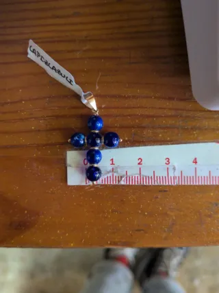Cruz Oro 18k y Lapislázuli