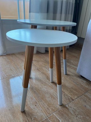 Tavoli ausiliari rotondi in legno