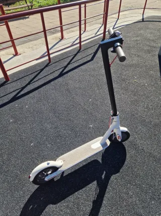 Patinete Eléctrico Xiaomi M365