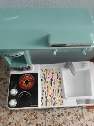 Cocinita de juguete infantil