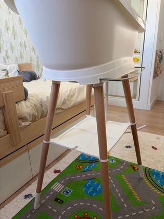 Bañera bebé con patas blanca