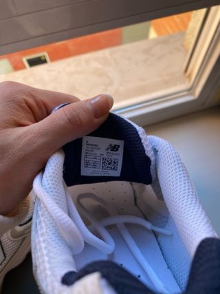 Zapatillas New Balance 530 Plata y Blanco