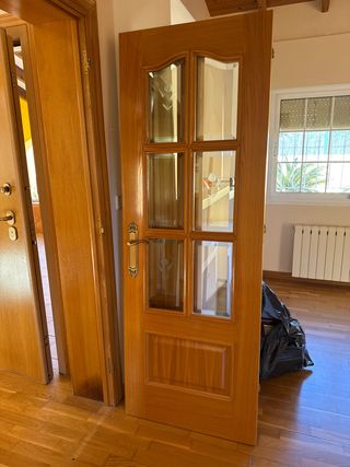 Puerta de madera de roble