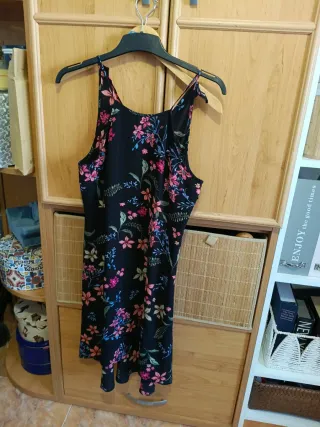 Vestido negro estampado floral Talla L