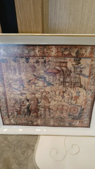 Prato em porcelana NG- Tapeçarias de D.J.de Castro