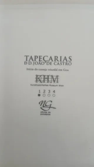 Prato em porcelana NG- Tapeçarias de D.J.de Castro