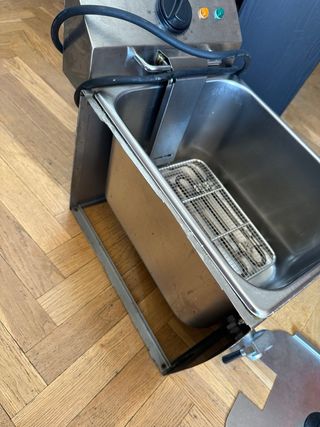 Freidora Profesional Acero Inoxidable solo un uso