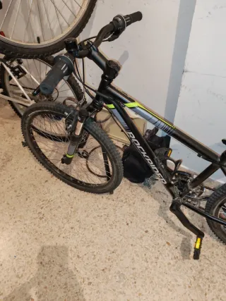 Bicicleta infantil negra