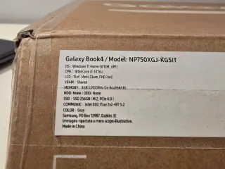 Samsung Galaxy Book 4 Gris