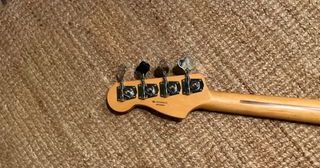 Bajo Fender Player Plus Precision Fiesta Red