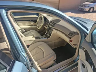 Mercedes-Benz Clase E 2004