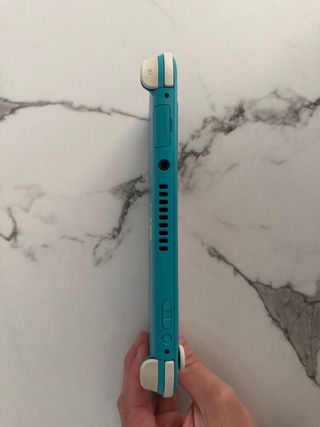 Nintendo Switch Lite Verde + Cargador