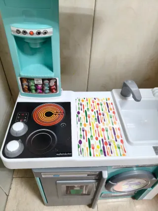 Cocina de juguete infantil