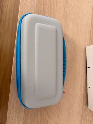 Nintendo Switch Lite con 2 giochi