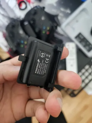 Estação Carregamento Xbox One + Baterias Fosmon