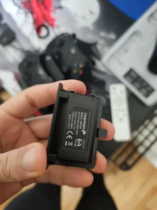 Estação Carregamento Xbox One + Baterias Fosmon