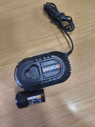 Cargador y Batería Worx 12V