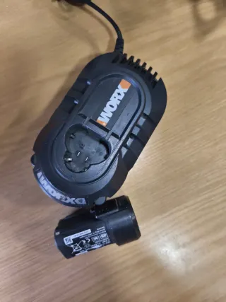 Cargador y Batería Worx 12V